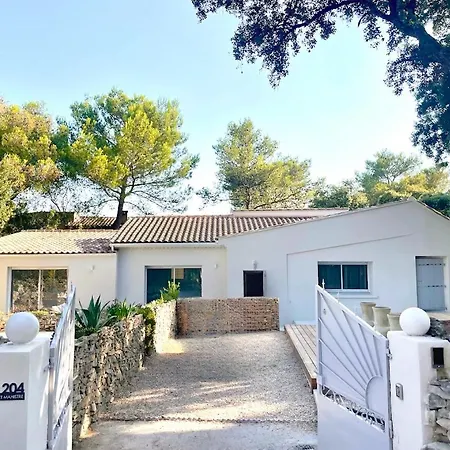 Clos Mahistre, 4 Etoiles, Clim & Piscine Nîmes