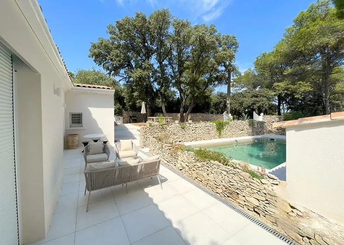 Clos Mahistre, 4 Etoiles, Clim & Piscine Apartment Nimes