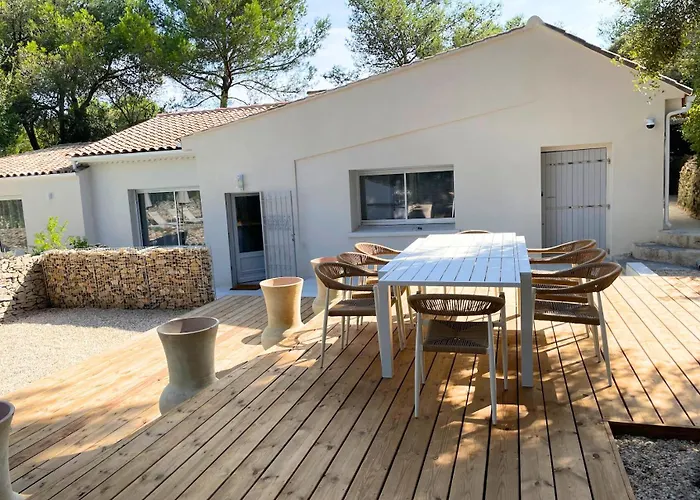 Apartment Clos Mahistre, 4 Etoiles, Clim & Piscine *